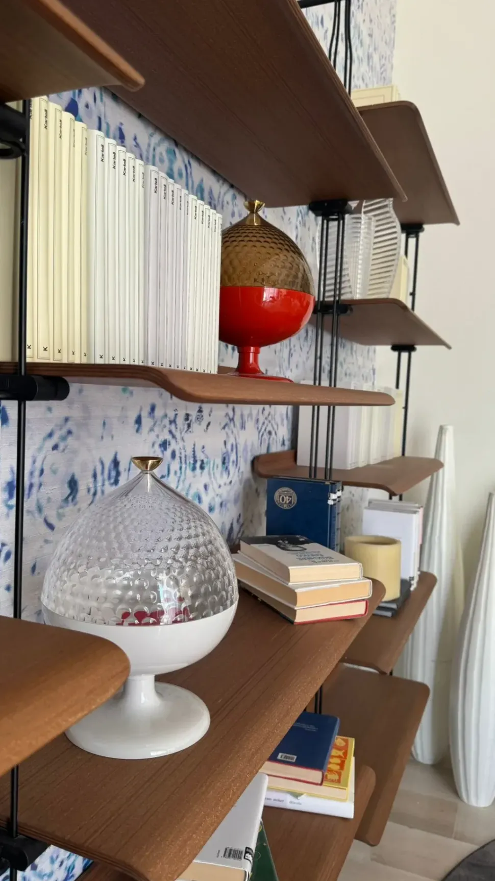 Libreria Adam stile design di Kartell in offerta