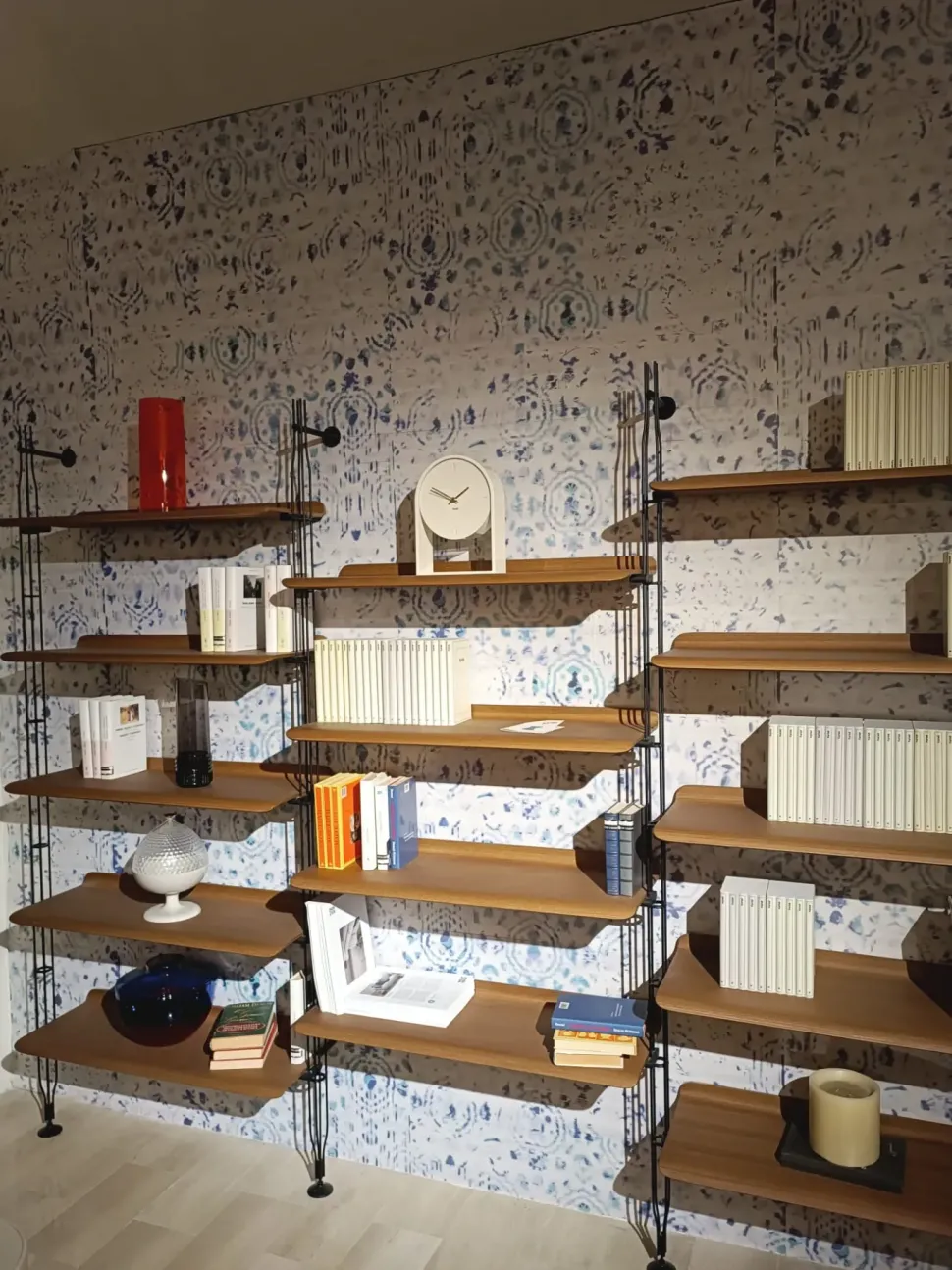 Libreria Adam stile design di Kartell in offerta