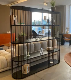 Libreria Arpa stile moderna di Bonaldo scontata del 25%