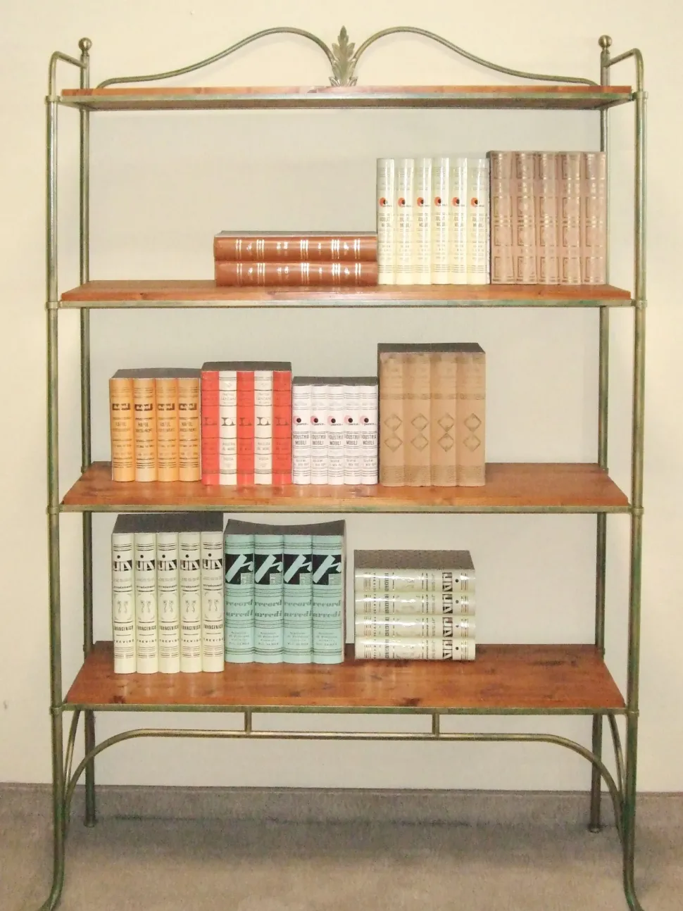 Libreria Artigianale in metallo a prezzo Outlet: scopri Libreria in ferro e legno