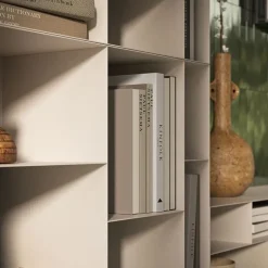 Libreria modello Latitude  di Cattelan italia a prezzo riservato