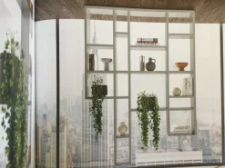 Libreria modello Weightless  di Lago a prezzo Outlet