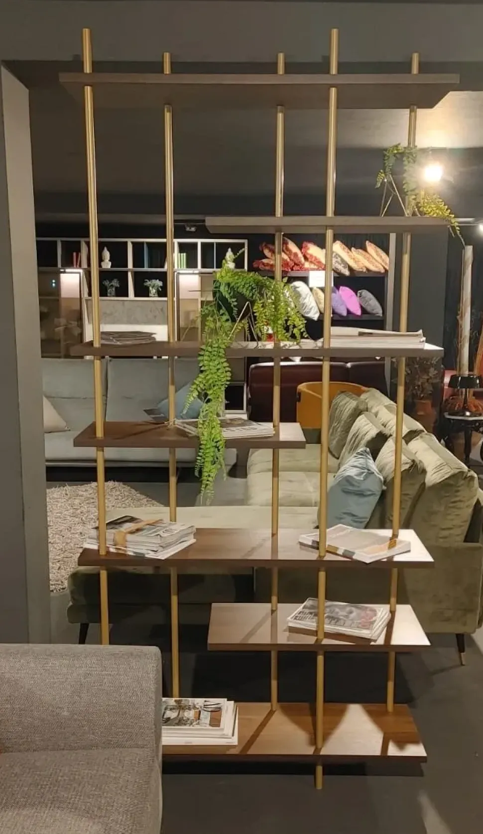 Libreria Nature design in metallo scontata -40%: scopri Libreria random nature design