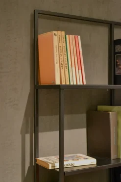 Libreria Optic stile moderna di Bonaldo scontata del 42%