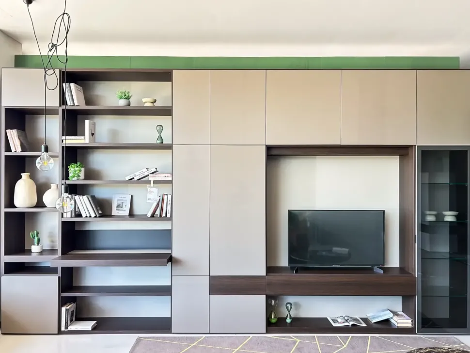 Libreria Tomasella in laccato opaco scontata -35%: scopri Libreria lineare a muro