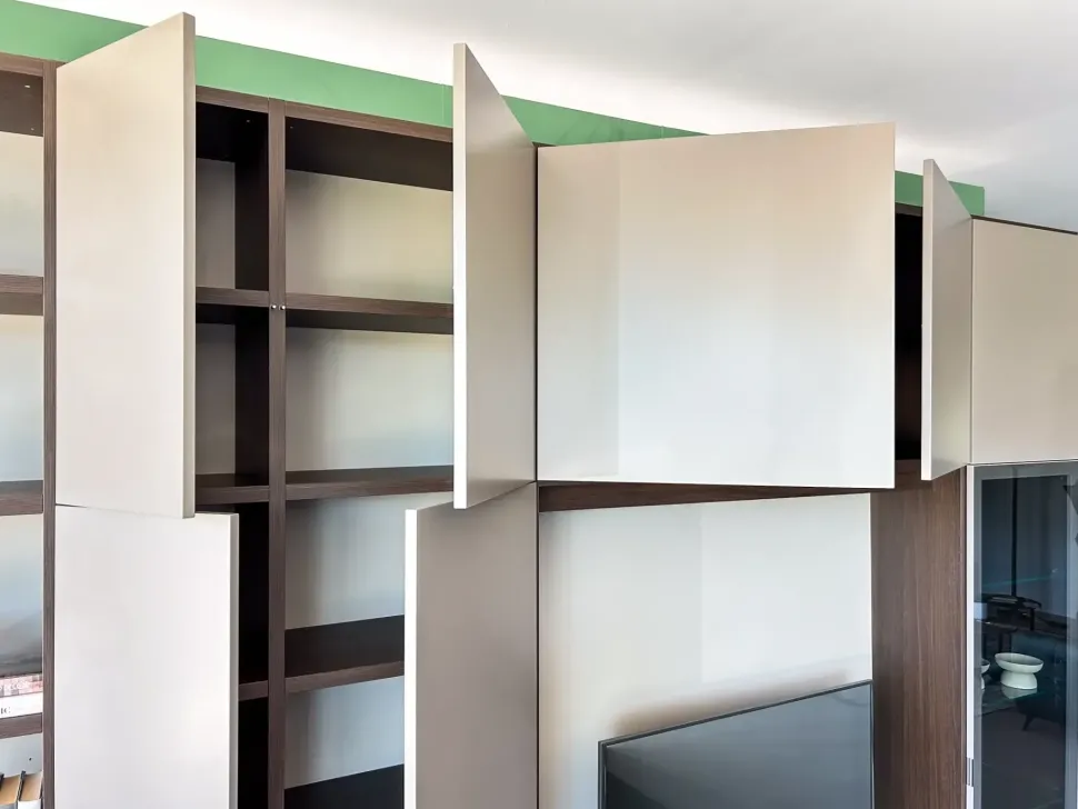 Libreria Tomasella in laccato opaco scontata -35%: scopri Libreria lineare a muro