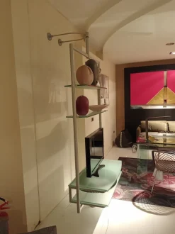 Libreria Ubiqua Porada in stile design a prezzi convenienti