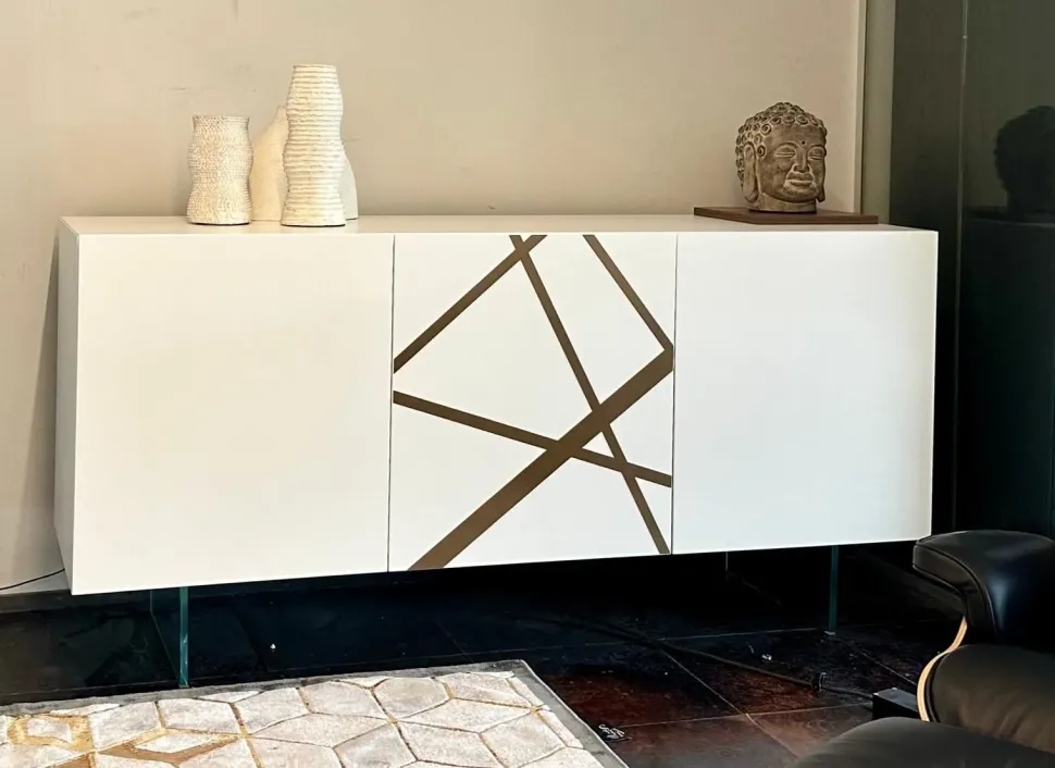 Madia 555 di Voltan con forte sconto