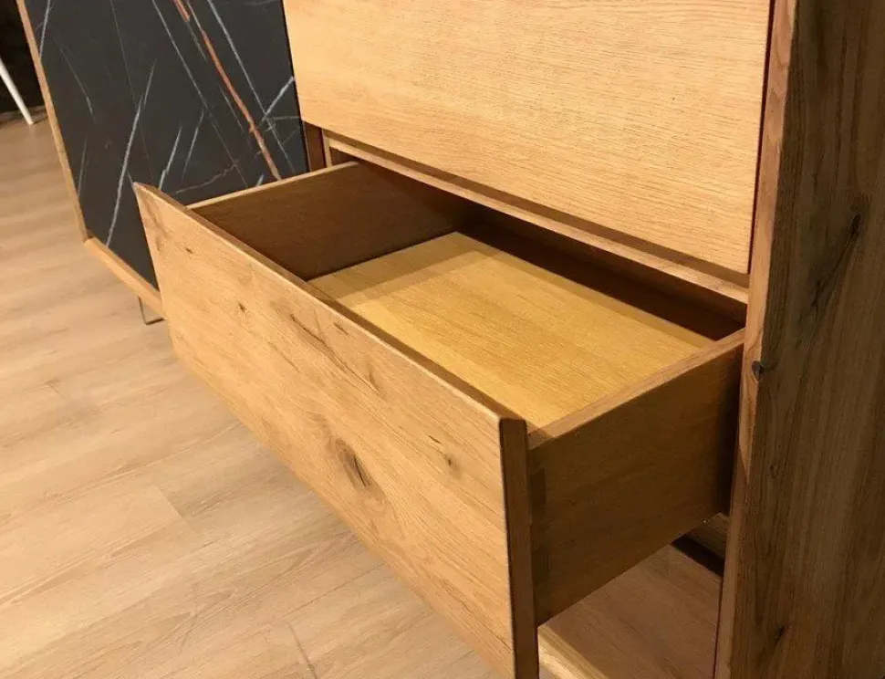 Madia di Conarte in legno Wild in Offerta Outlet