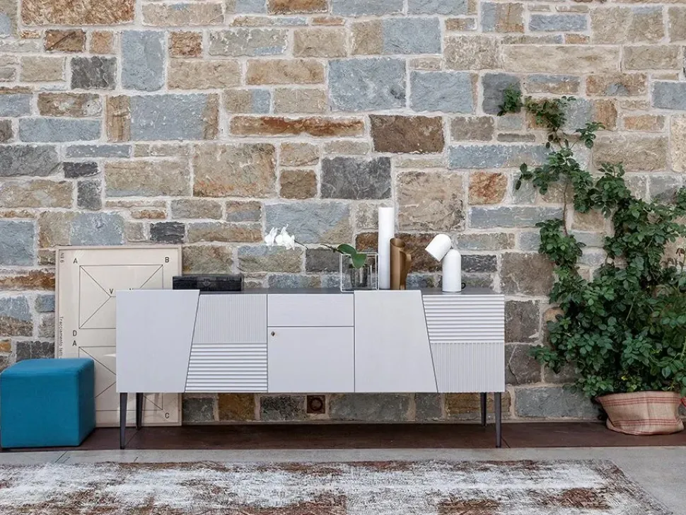 Madia di Devina nais in legno Madia zero.16 con decoro a prezzo riservato