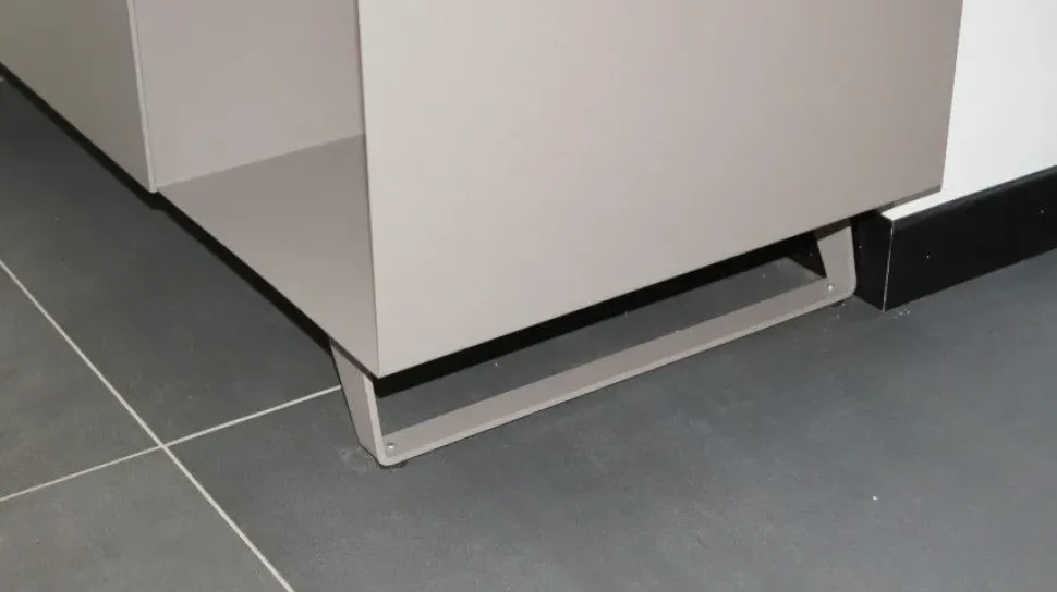 Madia di Tomasella in laccato opaco Madia tomasella remix a prezzo scontato