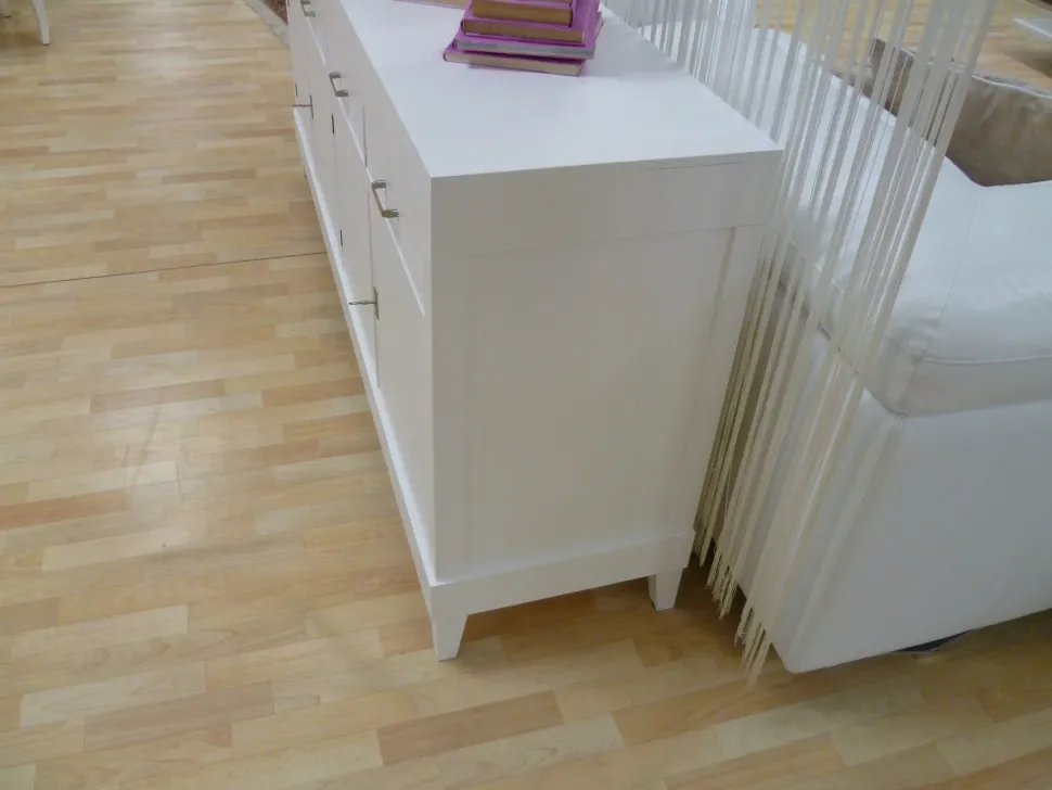 Madia Frida 4 porte di Artigianale in stile moderno scontata -62%