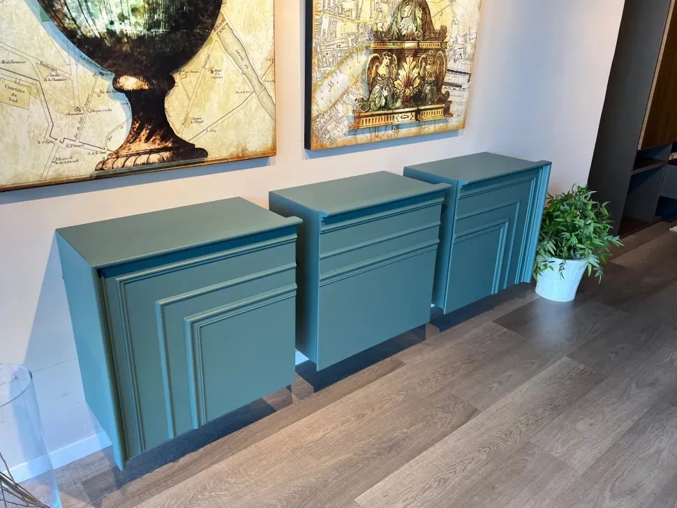 Madia Gessolina pensile di Minotti italia con forte sconto