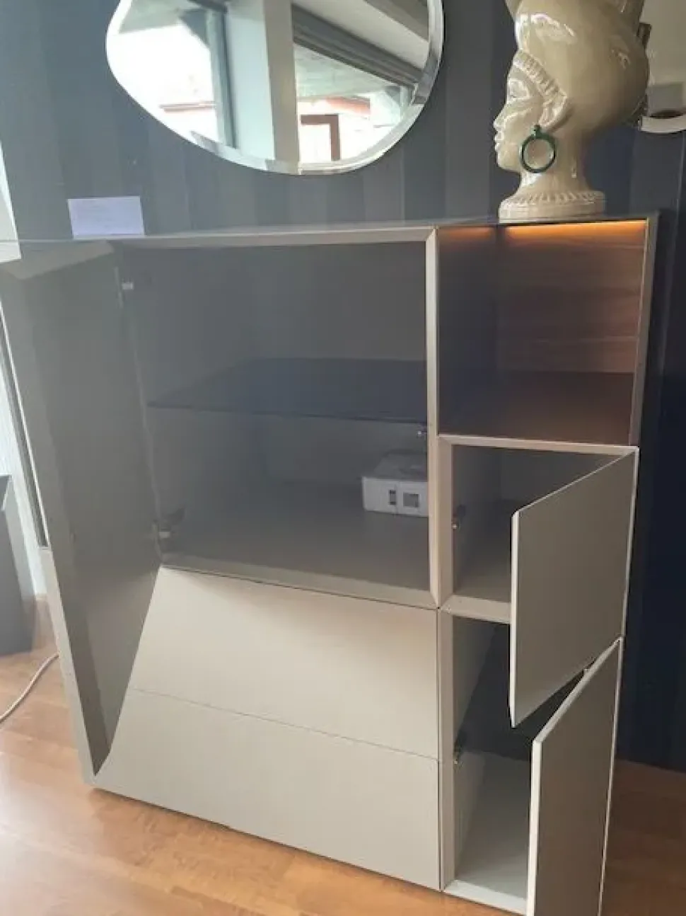 Madia in stile design Avenue di Md house a prezzo scontato