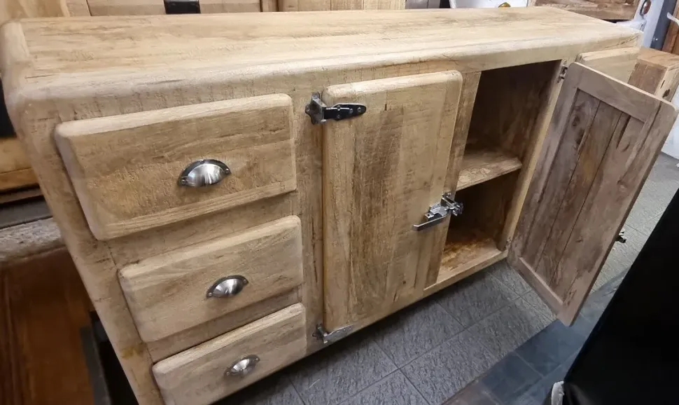 Madia Mobile vintage vecchia ghiacciaia in legno di Outlet etnico a prezzi convenienti