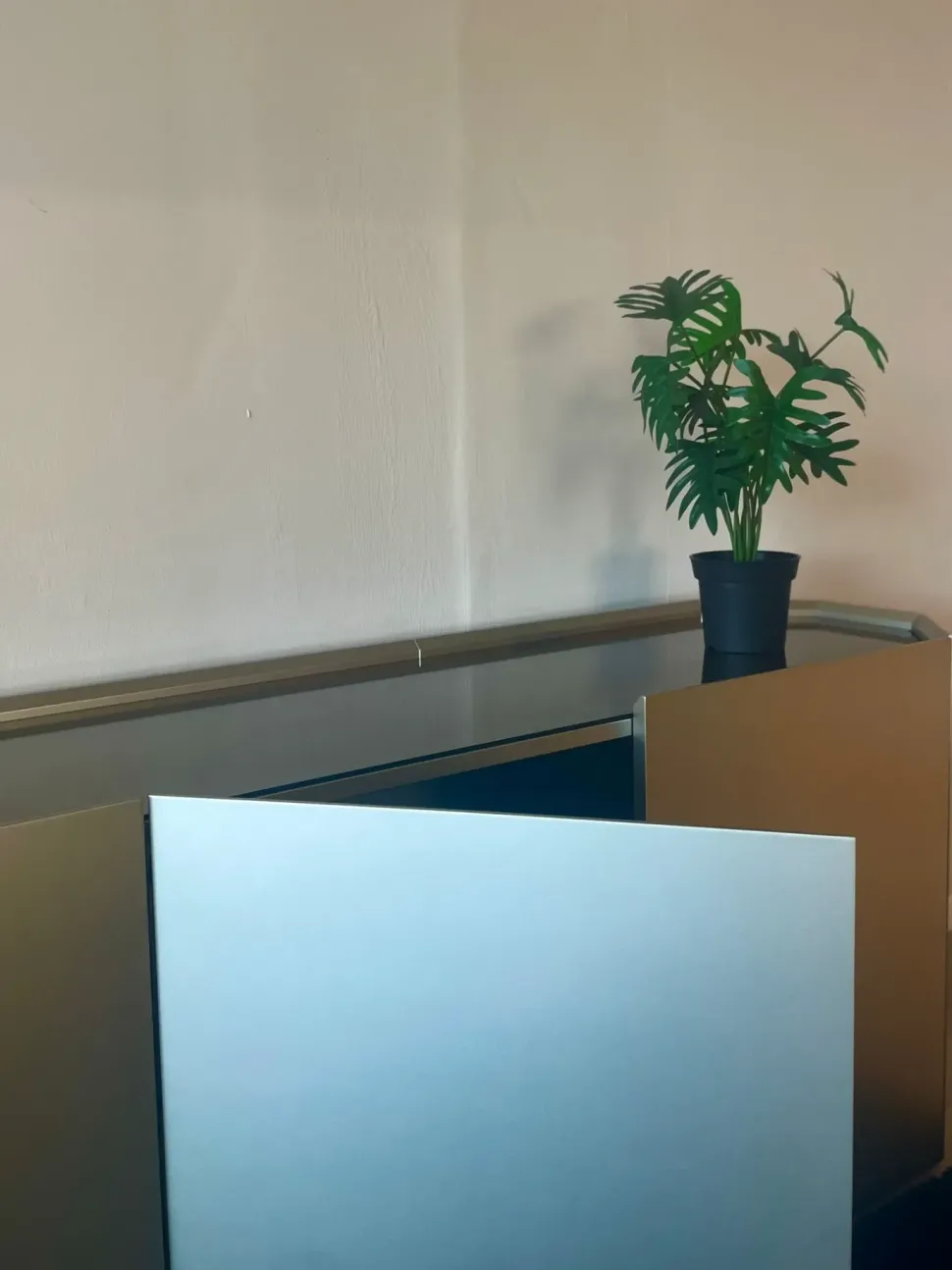 Madia modello Madia chelsea di Cattelan italia in Offerta Outlet