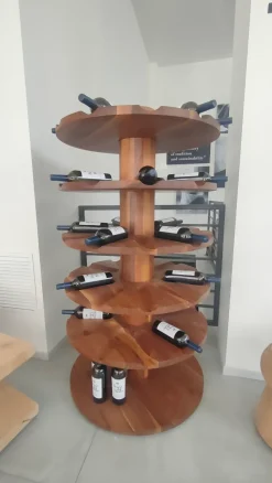 Mensola modello Wineround in stile design di Riva 1920 con forte sconto