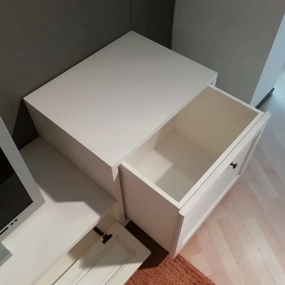 Mobile componibile Ambienti bassanoambienti bassano in laccato opaco Domino a prezzo Outlet