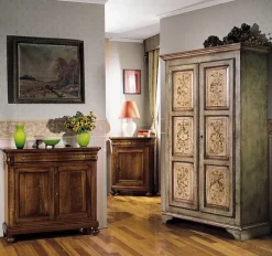 Mobile ingresso Credenzina stile 800 in legno di noce scontata del 30% Artigianale in stile classico a prezzo scontato