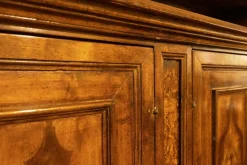 Mobile soggiorno modello Mobile sacrestia noce massello di Collezione esclusiva a PREZZI OUTLET