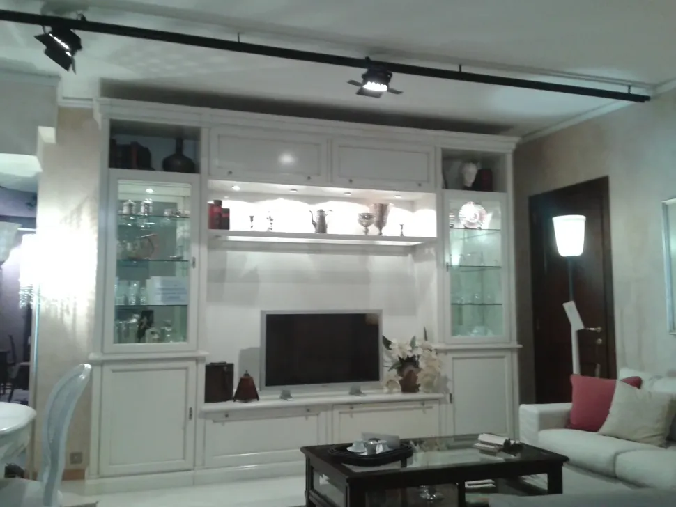 Mobile soggiorno modello Prestige mobile boiserie di Prestige a PREZZI OUTLET