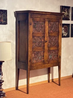 Offerta Outlet: Madia Massello stile classico Artigianale.