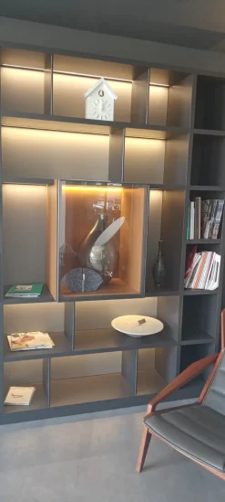 Parete attrezzata 505 up della marca Molteni & c con un ribasso esclusivo