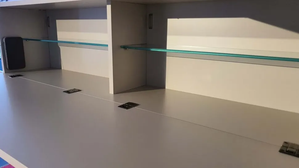 Parete attrezzata Atlante 2022 Tomasella in stile design a prezzo ribassato