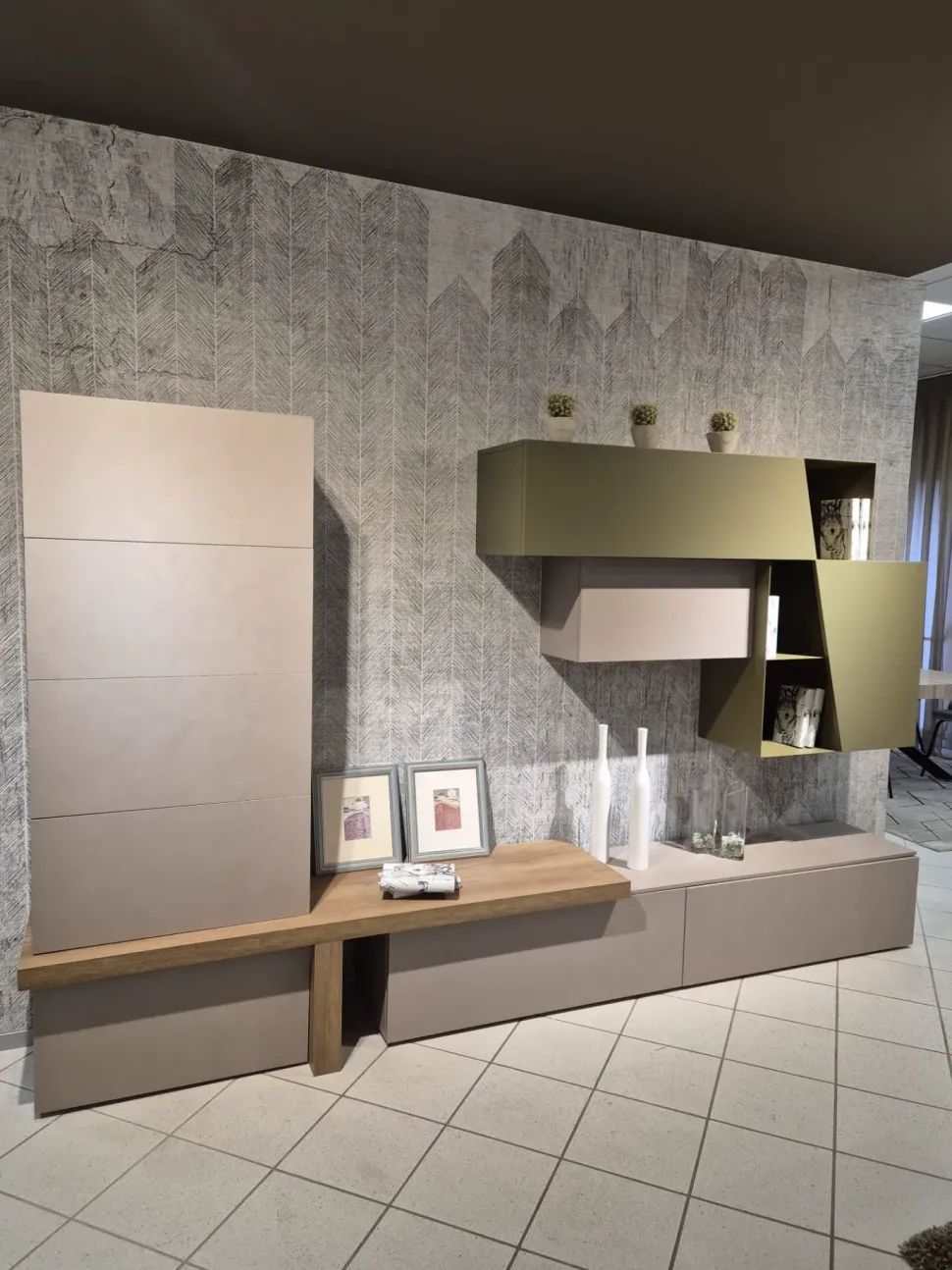 Parete attrezzata Atlante di Tomasella scontata del 30% approfittane ora!