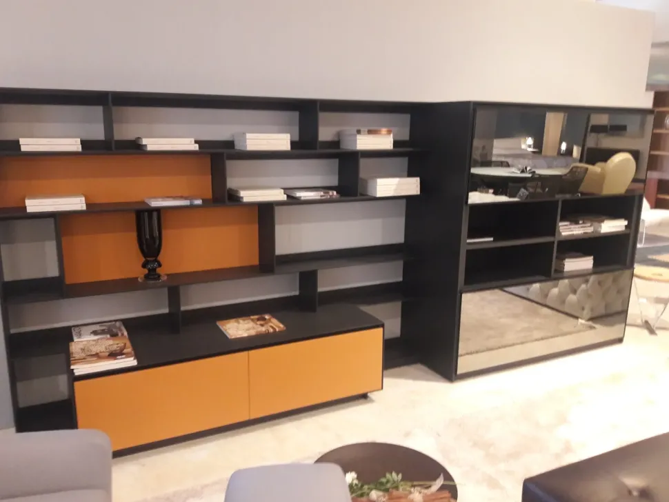 Parete attrezzata B&b in laccato opaco in Offerta Outlet