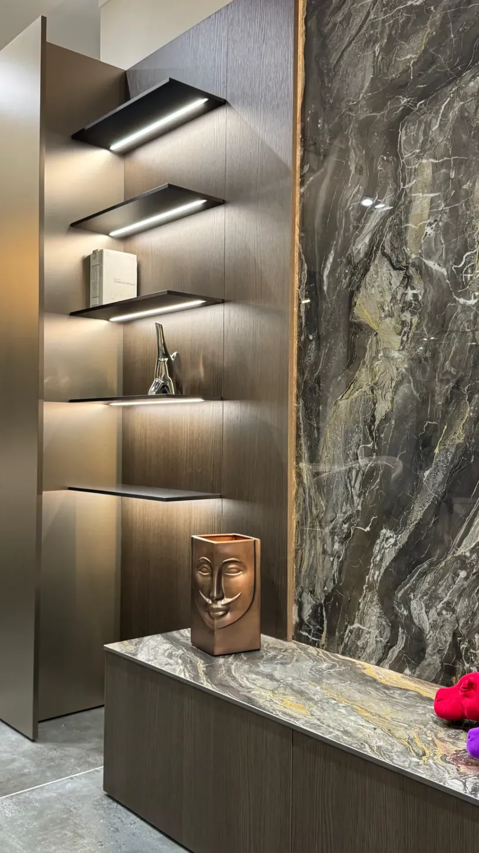 Parete attrezzata Bluna di Binova scontata del 45%