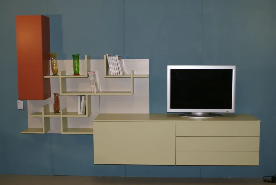 Parete attrezzata CITYLIFE di Doimo cityline in laccato opaco