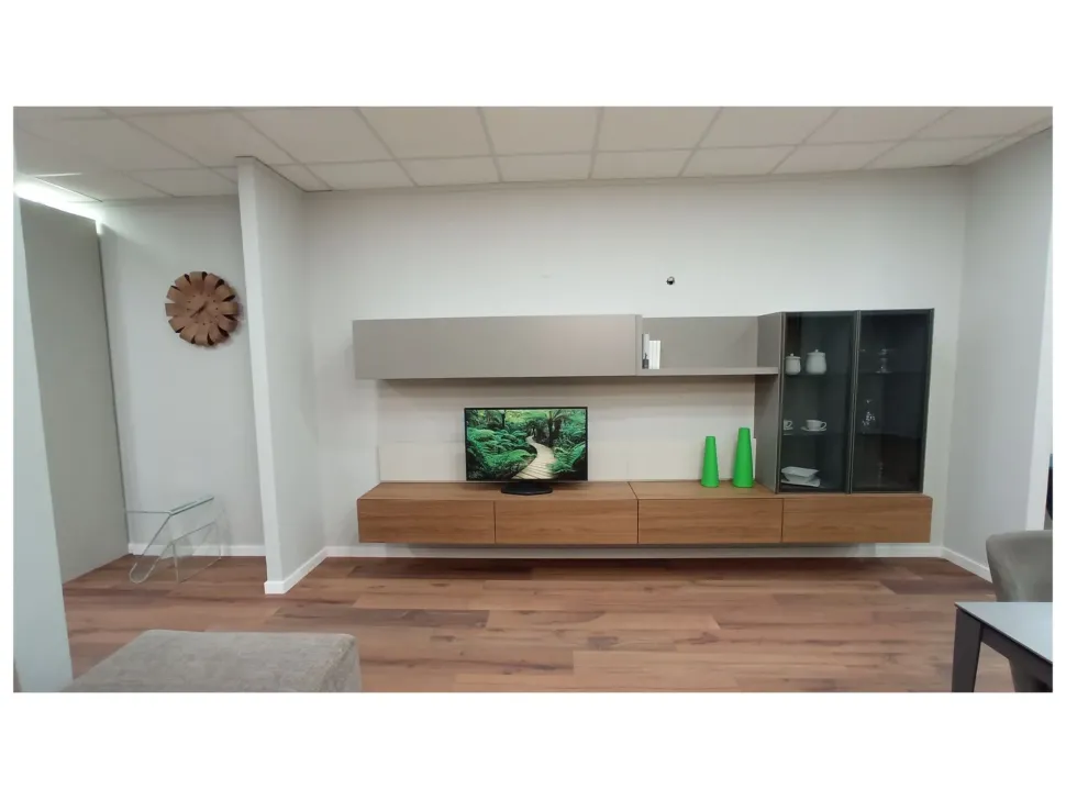 Parete attrezzata I-modulart di Presotto scontata del 40%