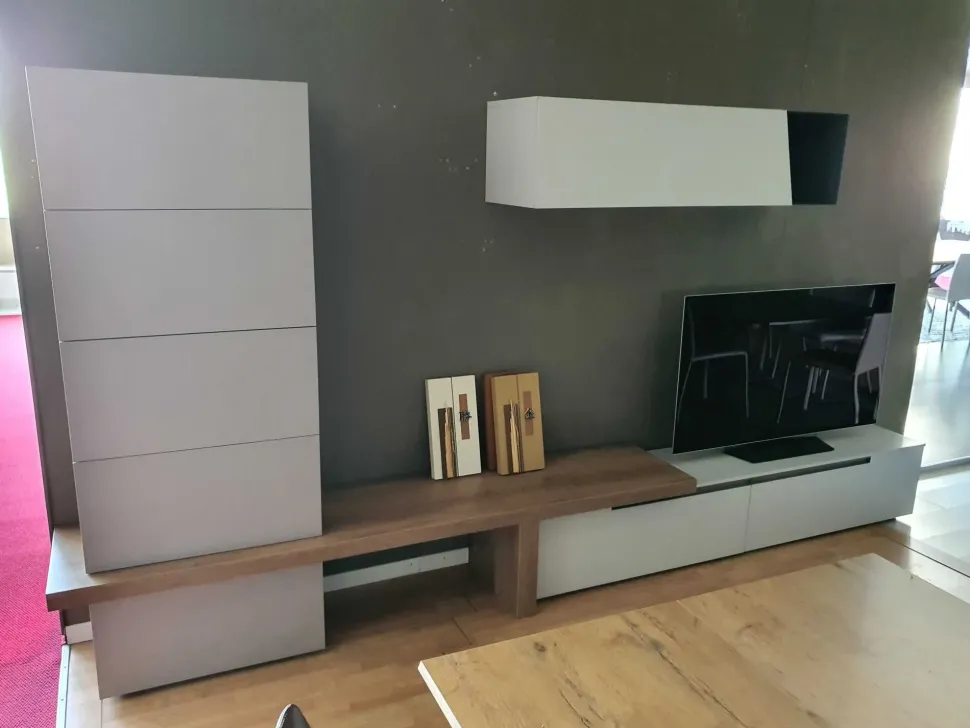 Parete attrezzata in stile design Atlante 22 di Tomasella a prezzo Outlet