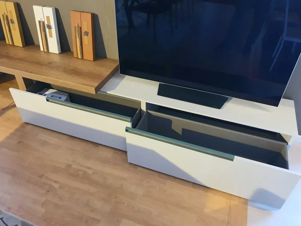 Parete attrezzata in stile design Atlante 22 di Tomasella a prezzo Outlet