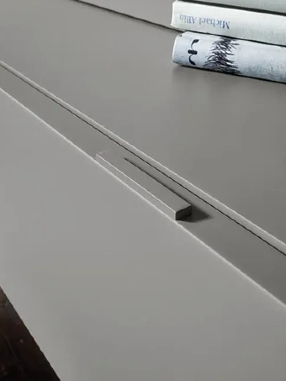 Parete attrezzata in stile design Sangiacomo in laccato opaco Offerta Outlet