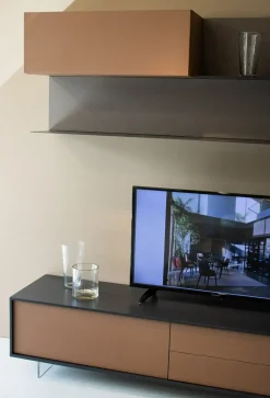 Parete attrezzata Lampo dell'azienda Sangiacomo con un ribasso esclusivo