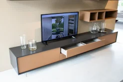 Parete attrezzata Lampo dell'azienda Sangiacomo con un ribasso esclusivo