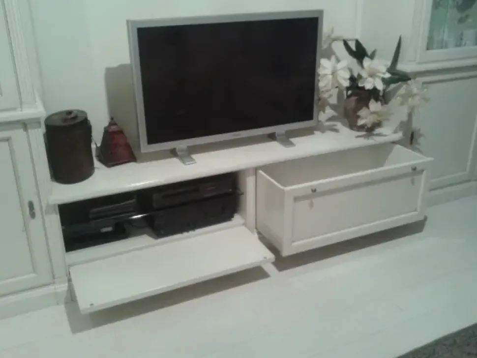 Parete attrezzata Soggiorno prestige dressy laccato bianco Prestige in stile classica a prezzo ribassato