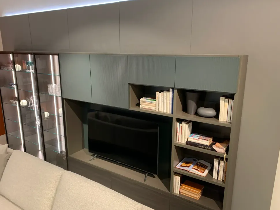 Parete attrezzata Soggiorno eucalipto di Novamobili scontata del 30%