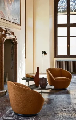 Poltrona con seduta fissa Naan Pianca a prezzo scontato