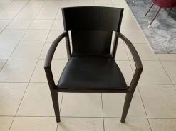 Poltrona con seduta fissa Isadora Poltrona frau a prezzo scontato