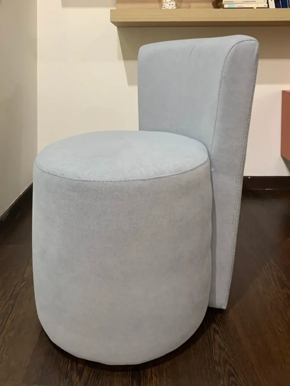 Poltrona in stile moderno Annabel Artigianale in Offerta Outlet