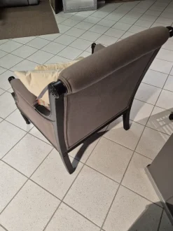 Poltrona Legno Dialma brown in Tessuto SCONTATA