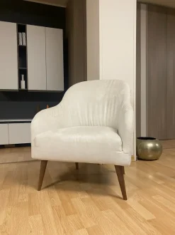 Poltrona modello Adda expo Le comfort a prezzi convenienti