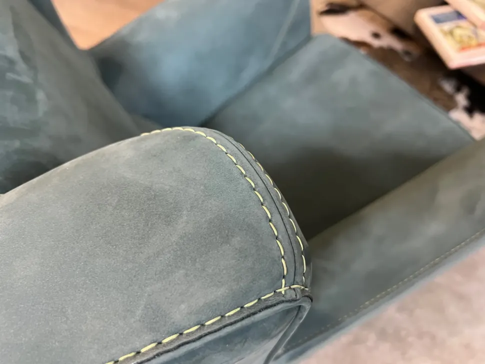 Poltrona modello Bergère Baxter in offerta