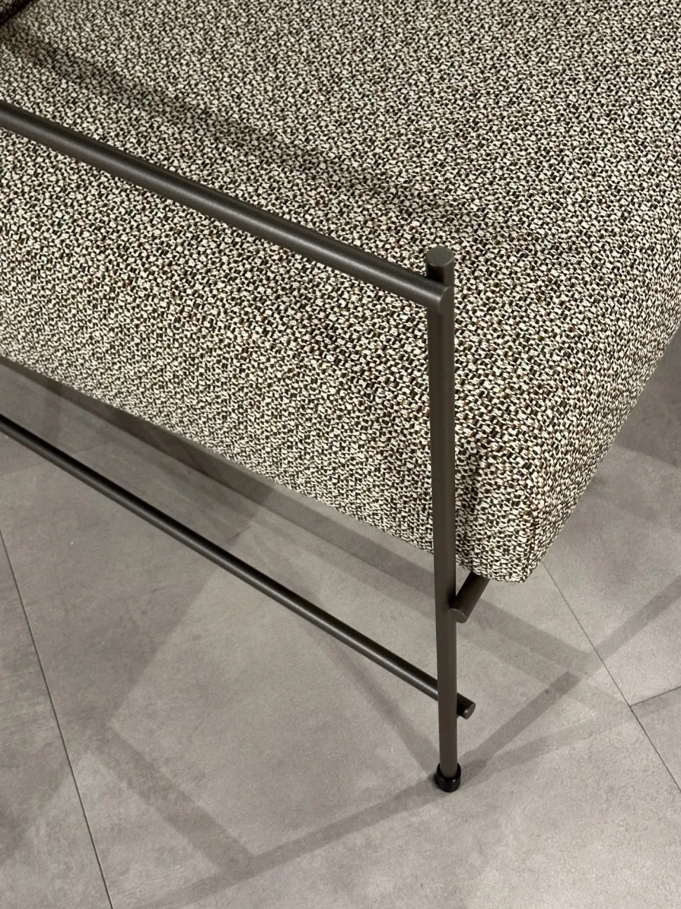 Poltrona modello Kyo Ditre italia ad un prezzo imperdibile