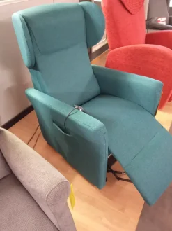Poltrona Rita con movimento relax a marchio Vitarelax con uno sconto imperdibile