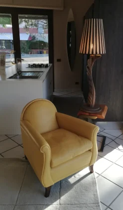 Poltroncina Denis Artigianale con forte sconto