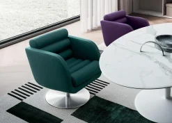 Poltroncina in stile design modello Tubes Felis a prezzo ribassato